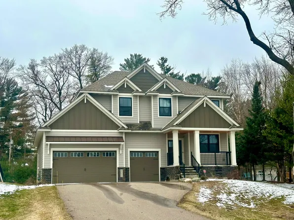 2251 Cleveland Ave N, Roseville, MN 55113