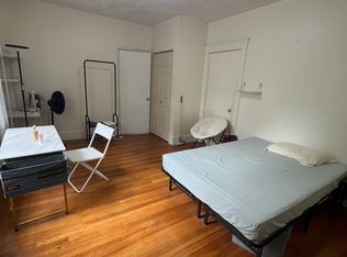 237 Freeman St #2A, Brookline, MA 02446