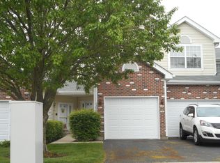 1399 Grandview Ct, Algonquin, IL 60102