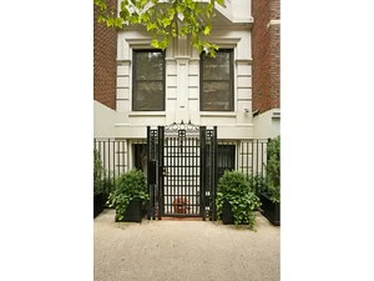 Sold by Corcoran | media 3