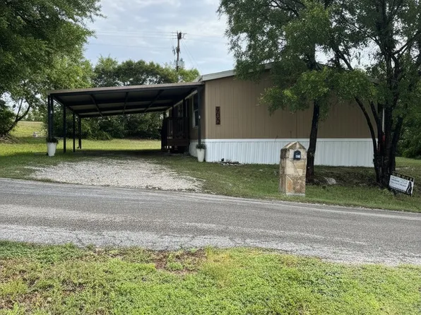 902 Pecos River Dr, Granbury, TX 76048