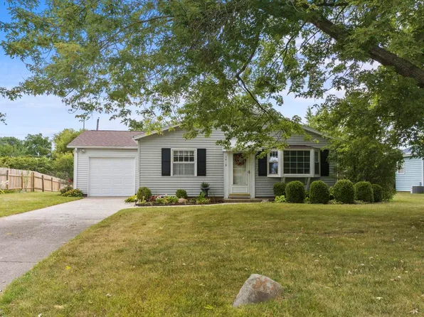 1418 Edenton Dr, Fort Wayne, IN 46804