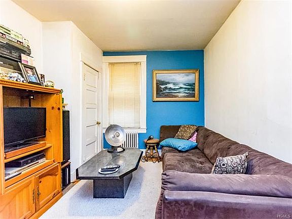 4th image of 52 Ball Ave