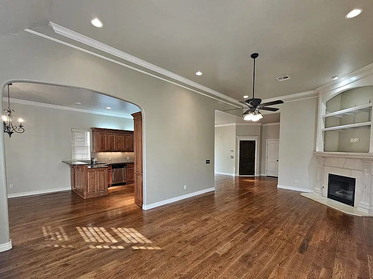120 Napoli Ct — Photo 5