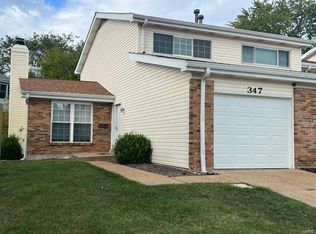 347 Quail Village Ct, Ballwin, MO 63021