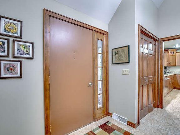 8773 3rd Ave Pleasant Prairie-small-004-