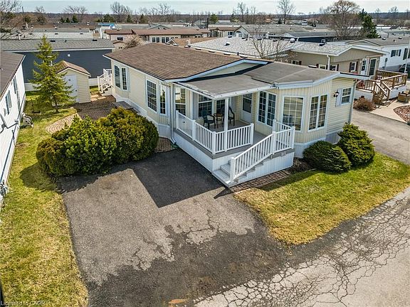 2nd image of 3033 Townline Rd #11