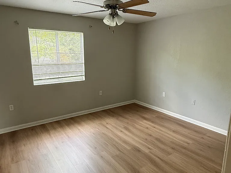2611 McKeithen Ct — Photo 5