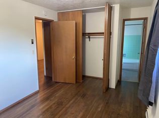 660 2nd St #4, Lake Oswego, OR 97034