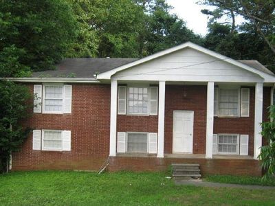 18 Upper Riverdale Rd SW, Riverdale, GA, 30274