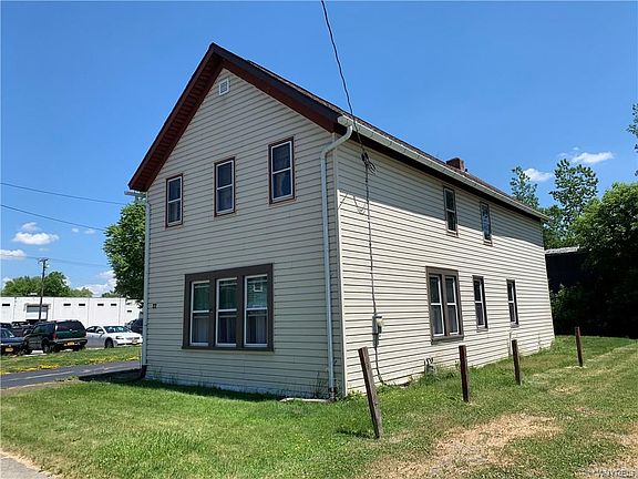 3rd image of 27 Felton St