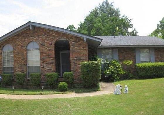 1st image of 5718 Belleau Dr