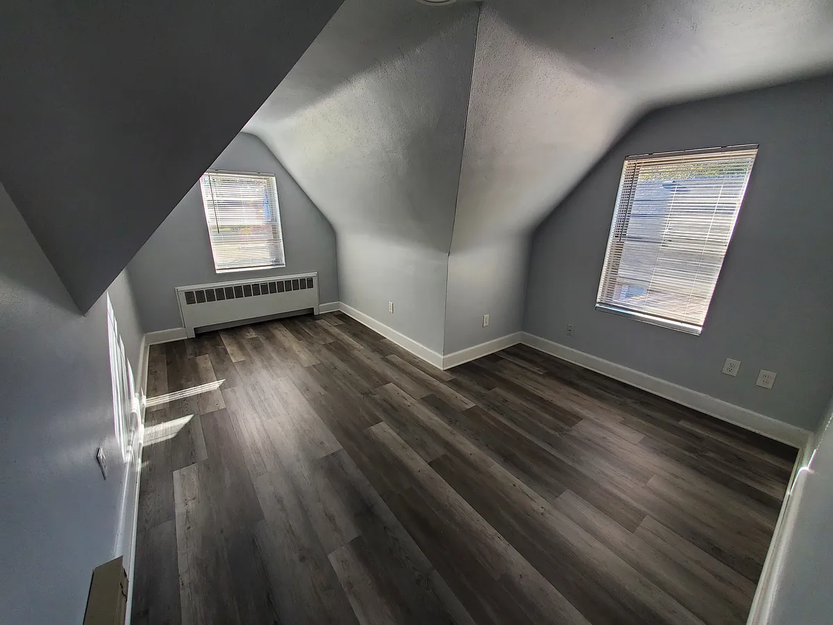Main room of studio - 5516 Lewis Rd #1