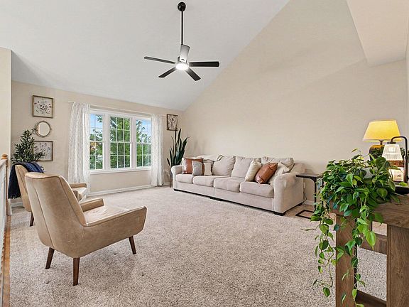 4th image of 6553 Robbins Rd