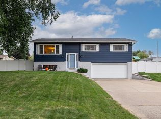 504 Flint St, Onalaska, WI 54650