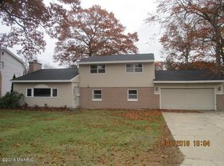817 Winslow Ct, Muskegon, MI