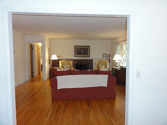 4th image of 22 Joseph Francis Blvd