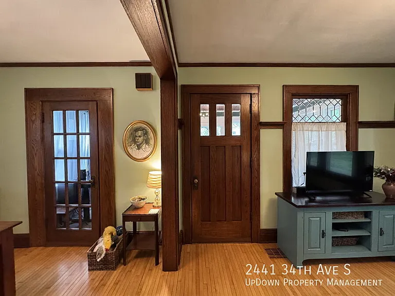 2441 34th Ave S — Photo 3