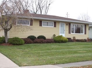 3075 Augustine Dr, Parma, OH