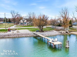 8518 S River Rd, Marine City, MI 48039