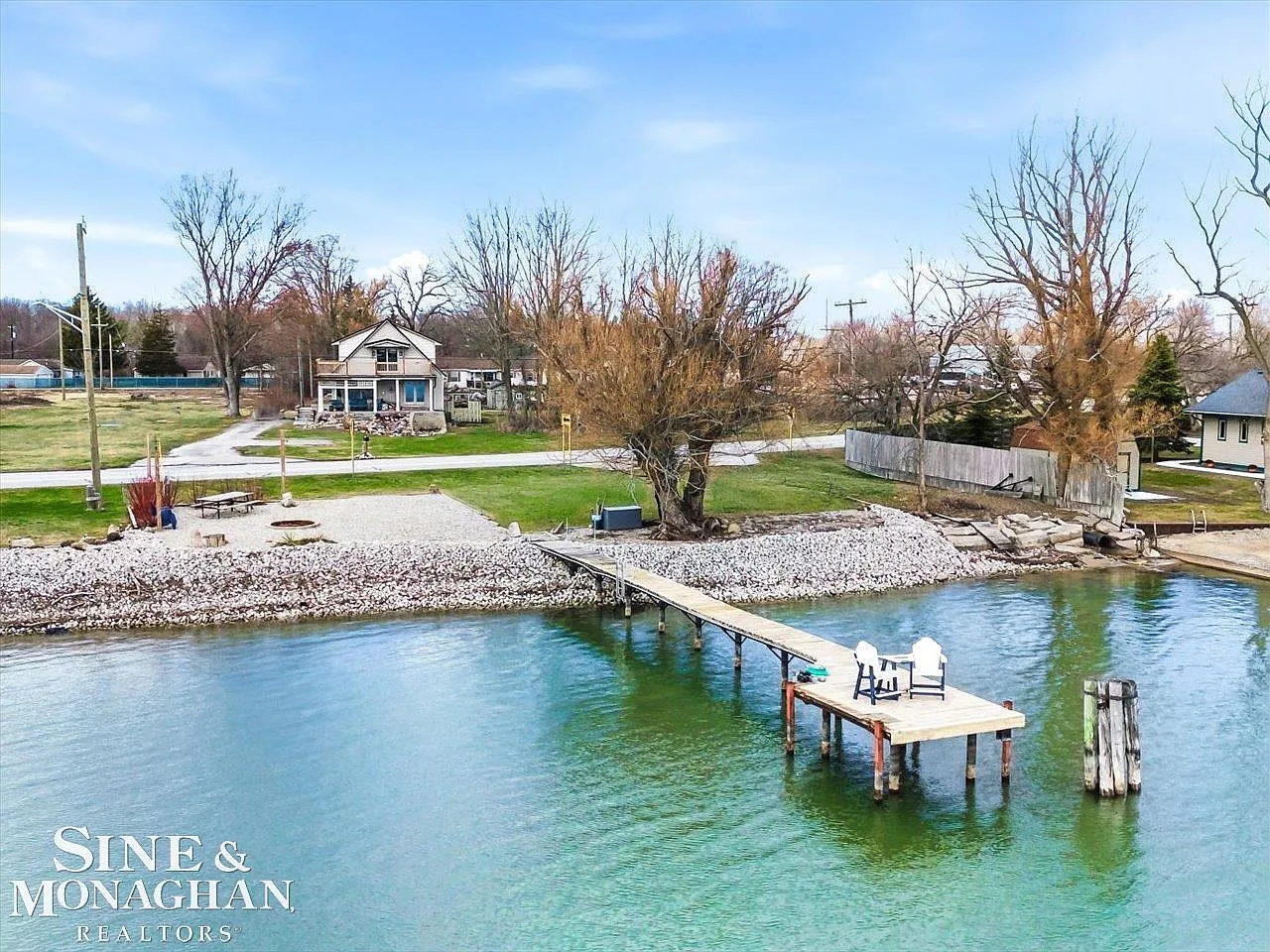 8518 S River Rd photo 1