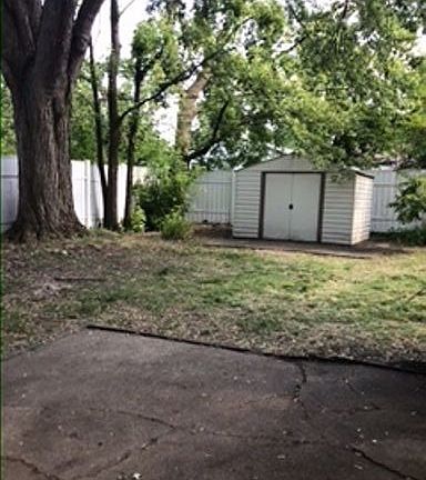 2nd image of 1970 E Troy St