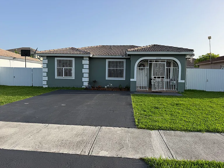 13251 SW 275th Ter — Photo 1