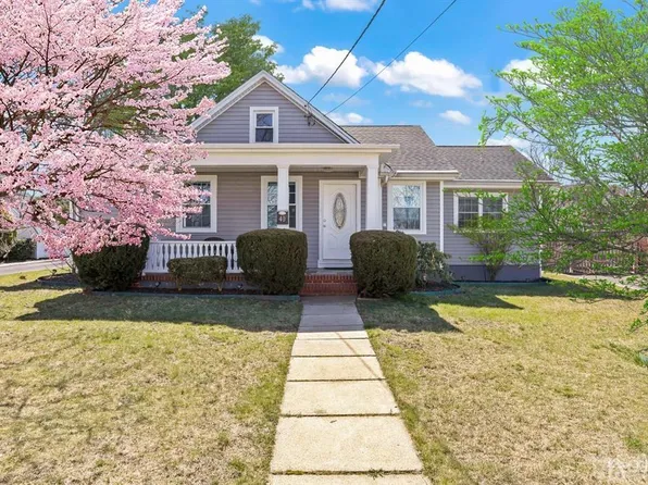 40 Dunbar Ave, Fords, NJ 08863