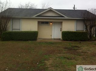 2038 Midlake Ln, Rockwall, TX 75032