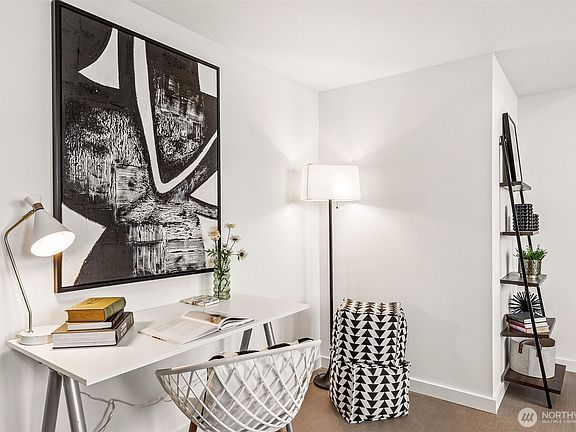 5th image of 5819 Phinney Avenue N #305
