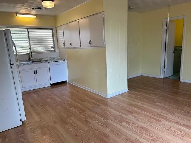 325 Mackeral St — Photo 10
