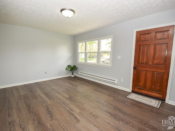 5th image of 214 W Price Ave