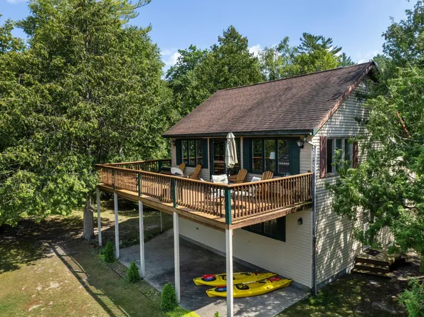 3280 Channel Dr, Lewiston, MI 49756