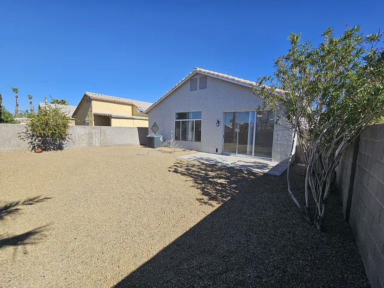 1526 Woodward Heights Way — Photo 11