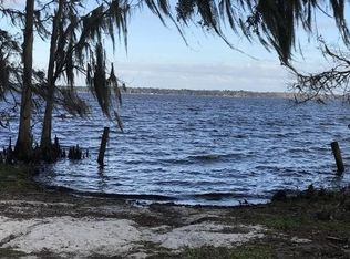 5283 Deer Island Rd, Green Cove Springs, FL 32043
