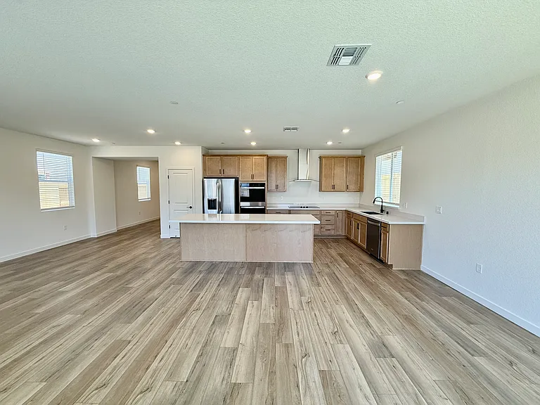 4581 Field View Dr — Photo 10