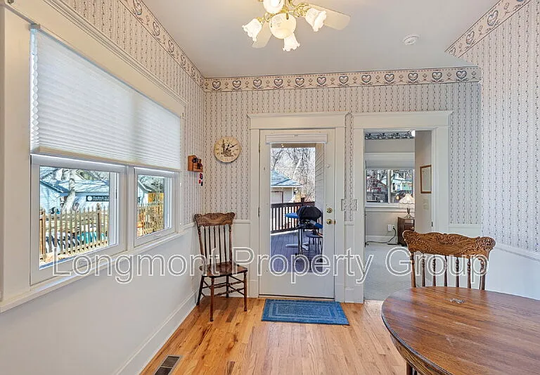 632 Bross St — Photo 17