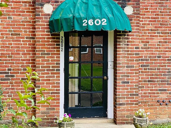3rd image of 2602 Kensington Ave APT 5