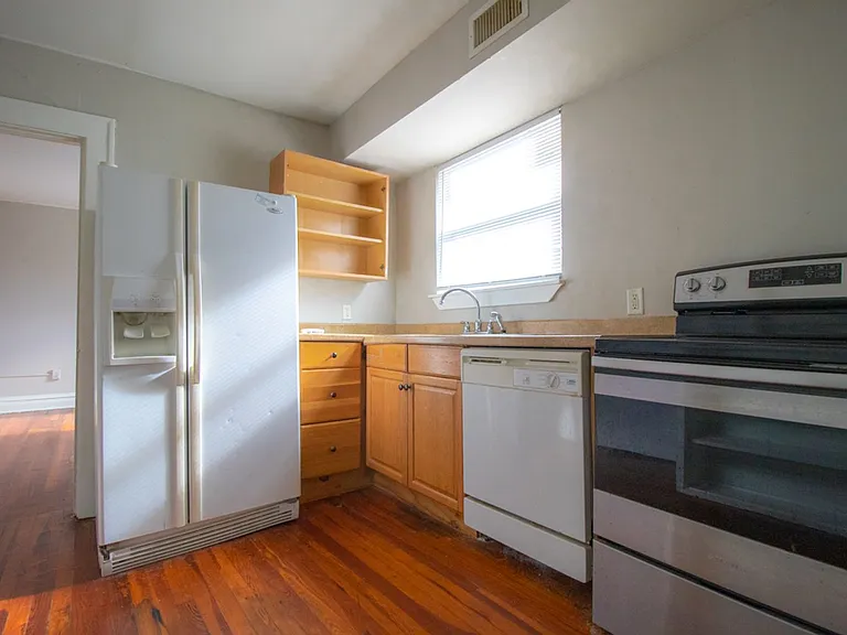 Stetson Apartments — Photo 11