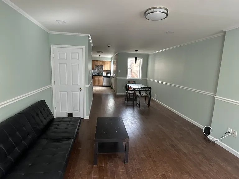 1627 Francis St #2B — Photo 4