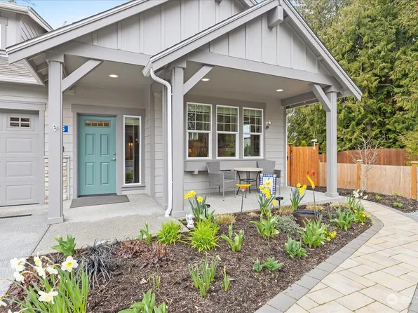 955 S 49th Street, Mount Vernon, WA 98274