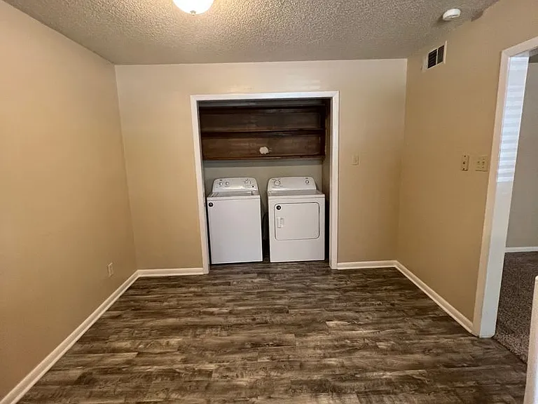 9 Pinewood Ct — Photo 7