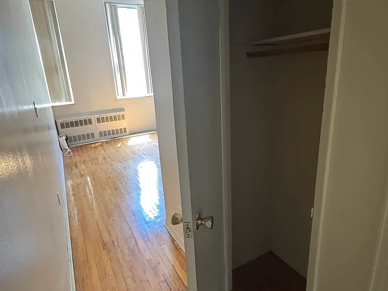 329 E 63rd St #3F — Photo 7