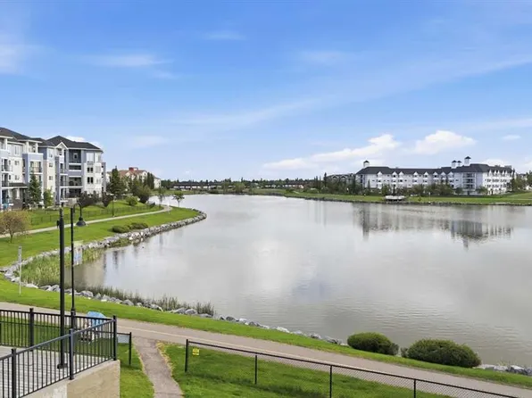10 E Country Village Park NE #3110, Calgary, AB T3K 0W5
