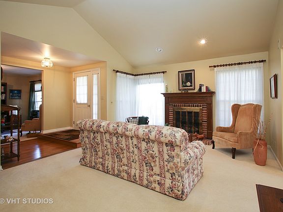 5th image of 99 Stevens Dr #99
