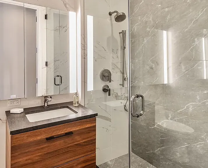 515 W 36th St #16D — Photo 7