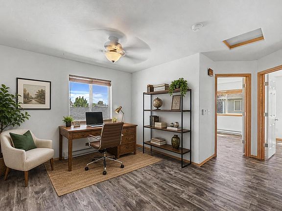 3rd image of 106 E Clinton St #1