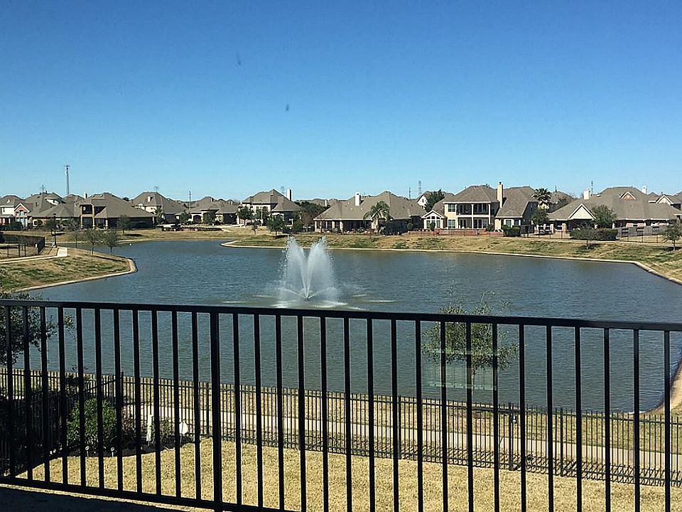 1st image of 17414 Shoal Lake Ln