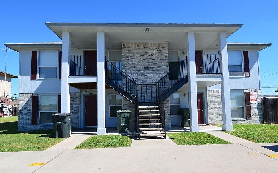 1st image of 2200 Wright Way APT B