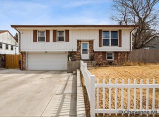 243 Snyder Ave, Cheyenne, WY 82007